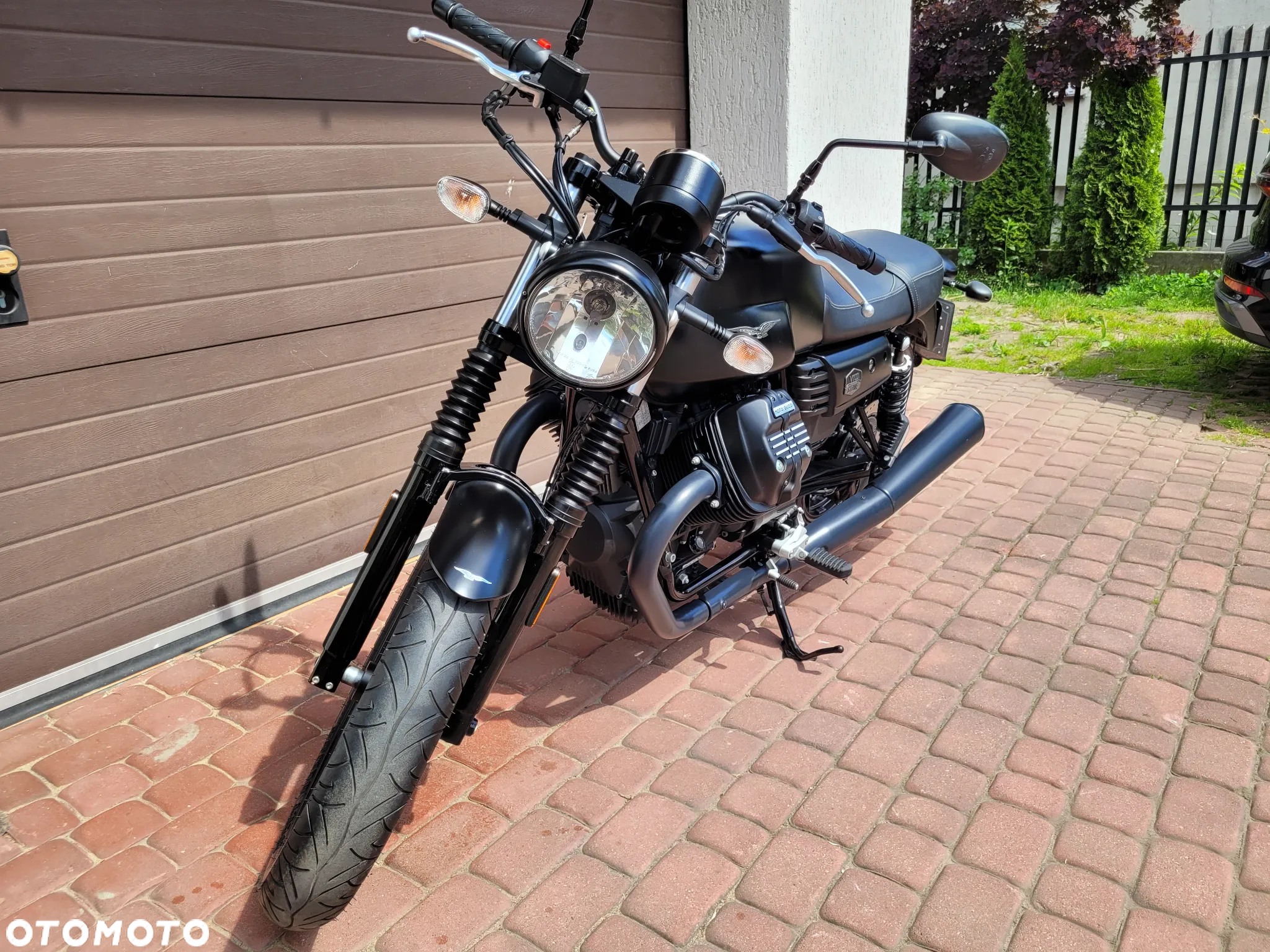 Moto Guzzi V7 - 6