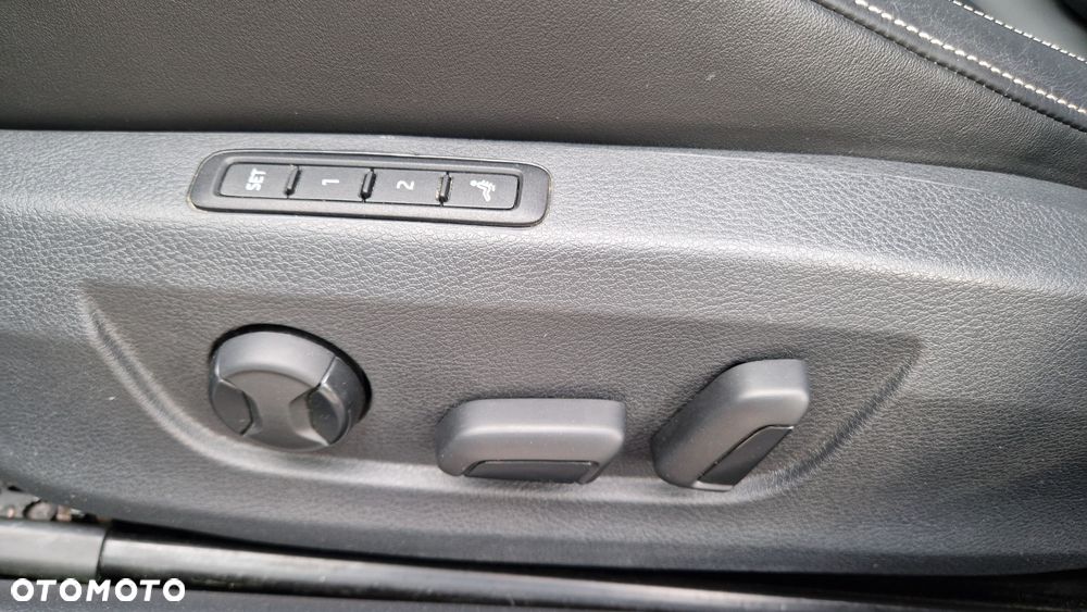 Skoda Superb 2.0 TSI 4x4 L&K DSG - 12