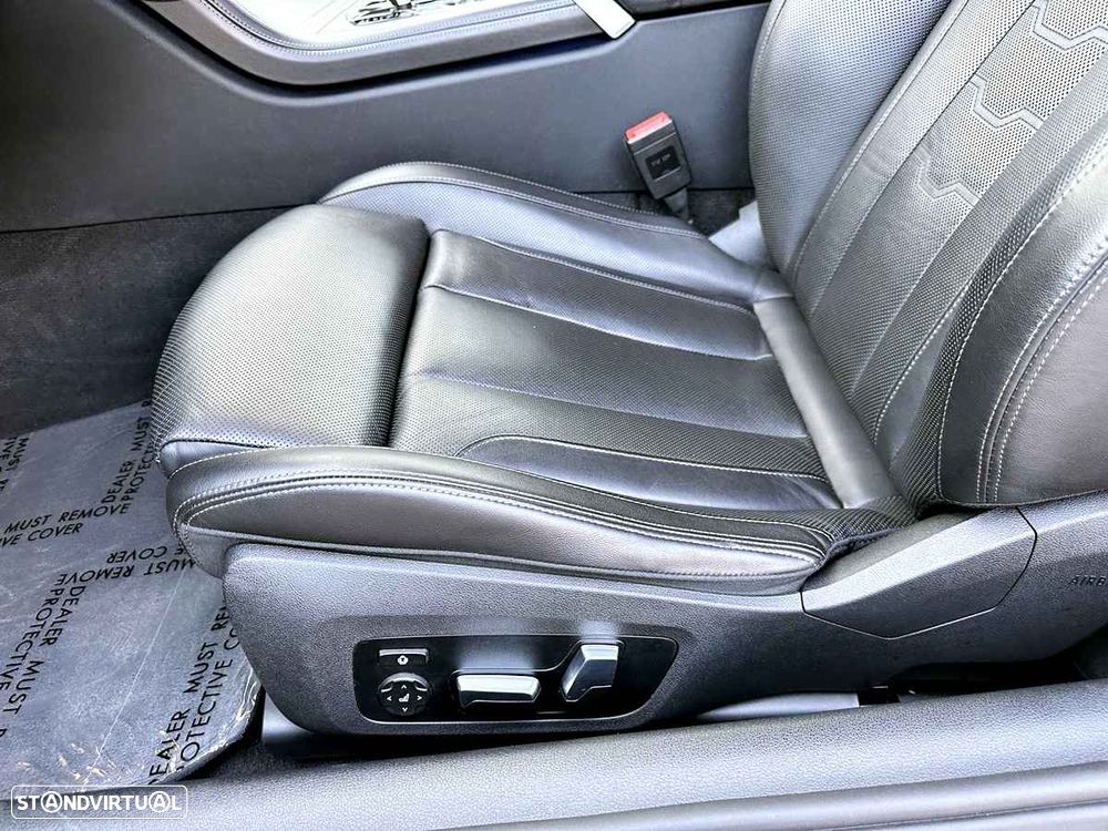 BMW M850i xDrive - 24