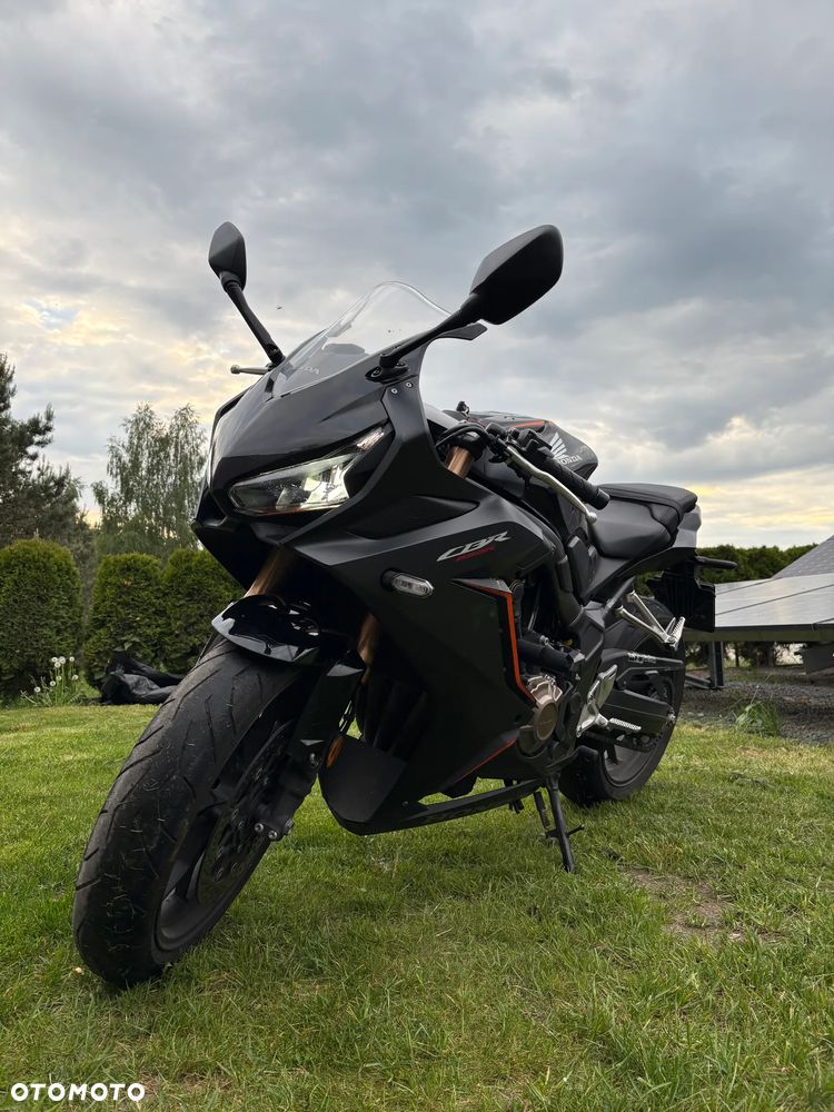 Honda CBR - 1
