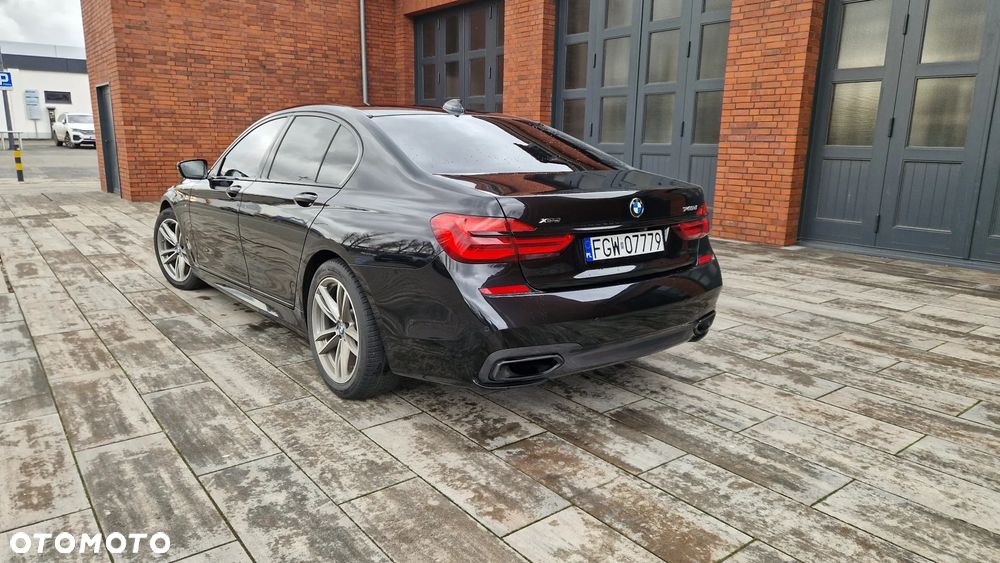 BMW Seria 7 740d xDrive - 5