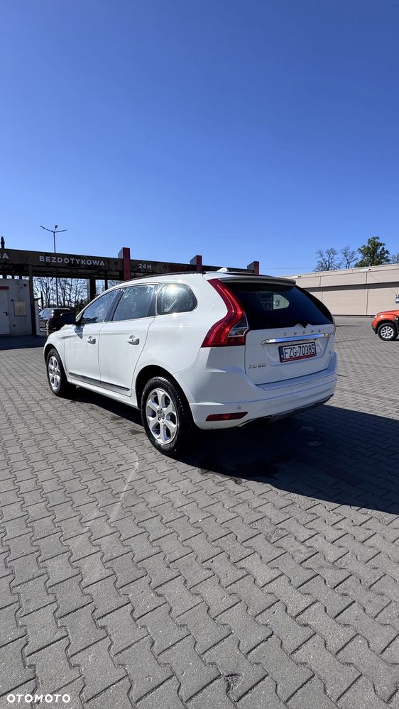 Volvo XC 60 - 6