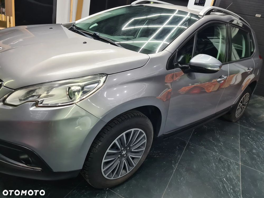 Peugeot 2008 PureTech 82 Style - 24