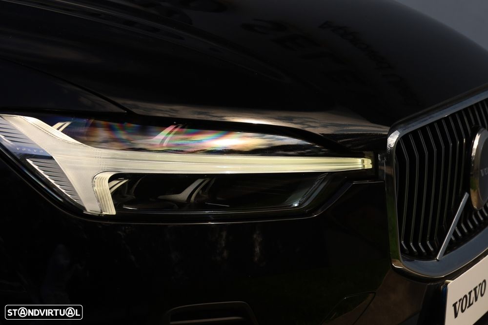 Volvo XC 60 2.0 B4 Plus Bright — fotografia 30