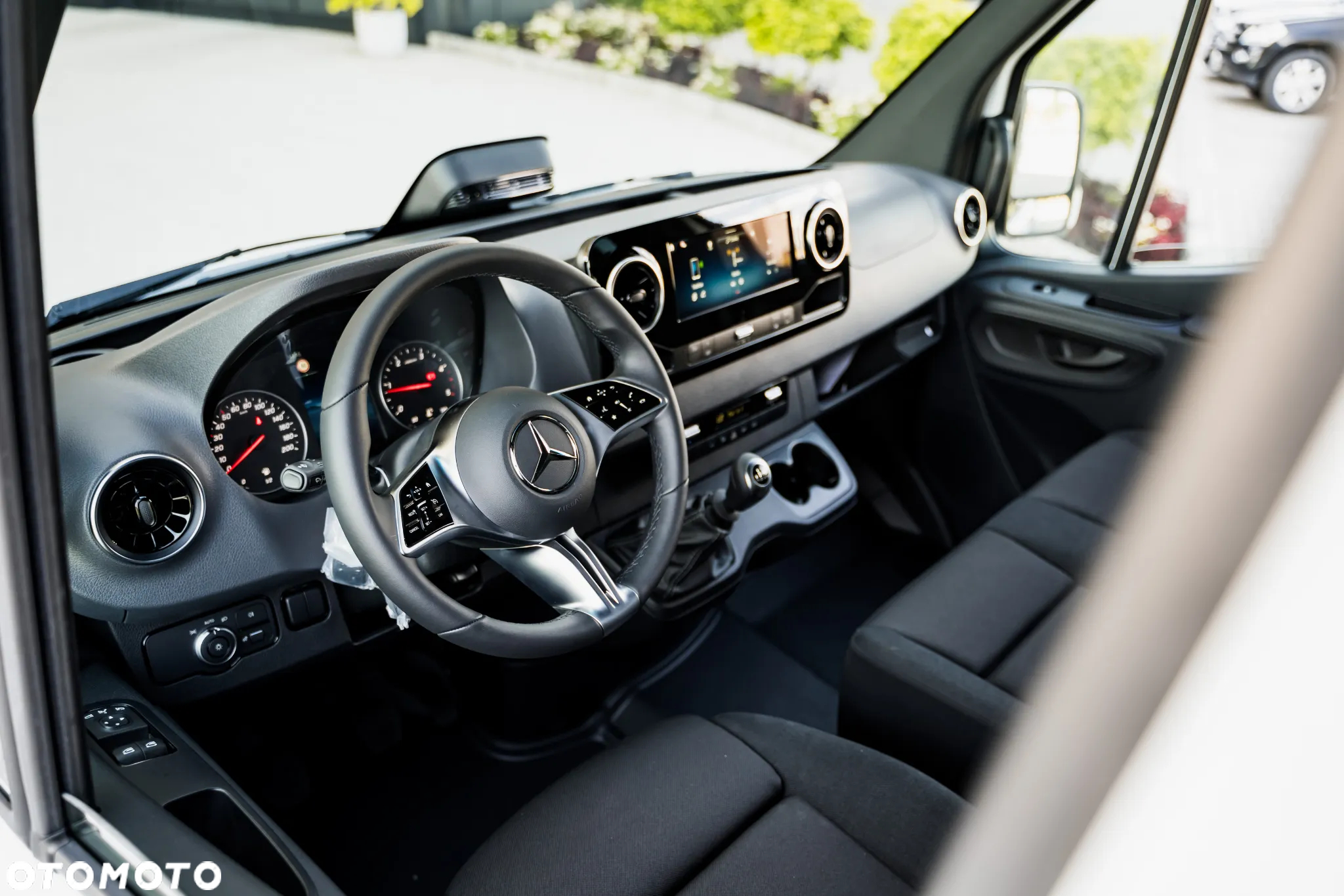 Mercedes-Benz Sprinter L FL - 13