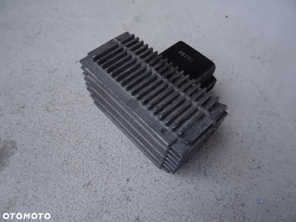 STEROWNIK PRZEKAŹNIK ŚWIEC ŻAROWYCH OPEL SIGNUM VECTRA C ASTRA G HZAFIRA A B 2,0 2,2 1,7 1,9 CDTI - 1