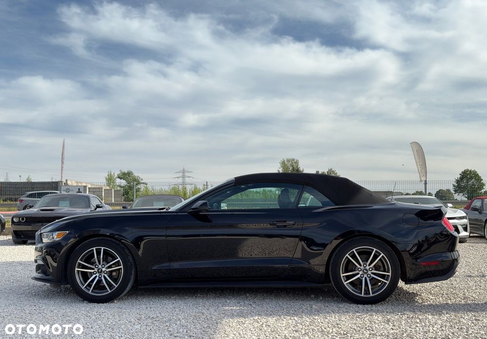 Ford Mustang - 7