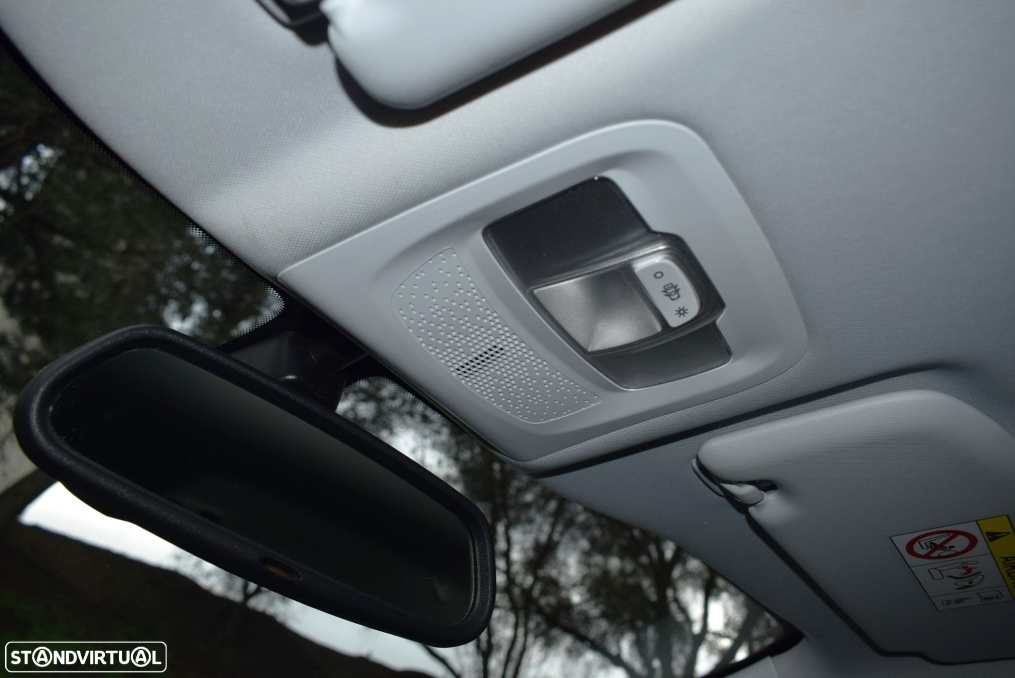Peugeot 2008 PureTech 110 Style - 38