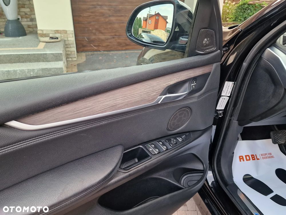 BMW X5 M M50d - 10