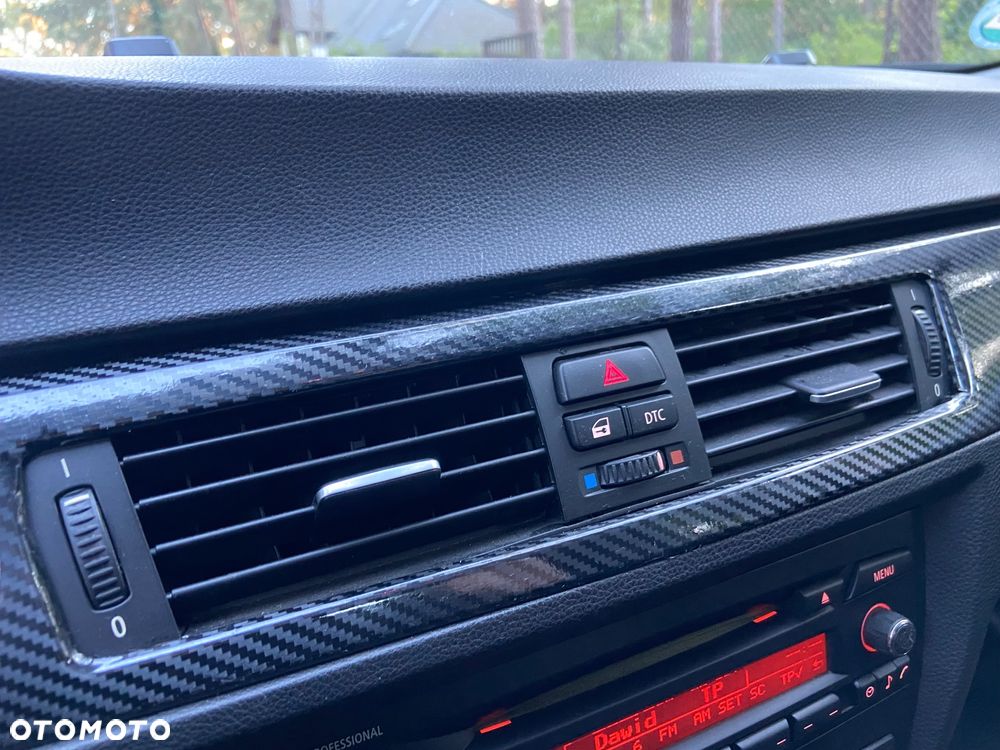 BMW Seria 3 318d DPF Edition Exclusive - 25