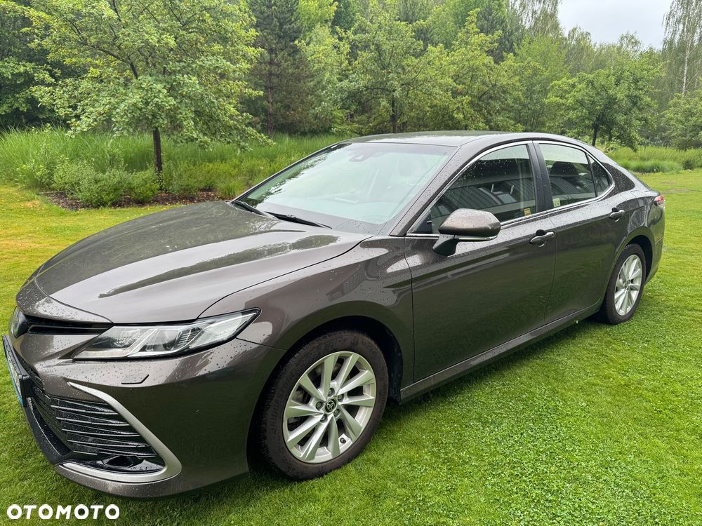 Toyota Camry 2.5 Hybrid Comfort CVT - 25