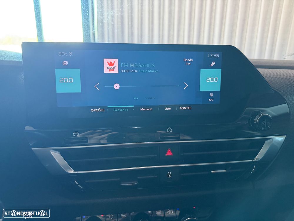 Citroën e-C4 50 kWh E-Series Collection - 26