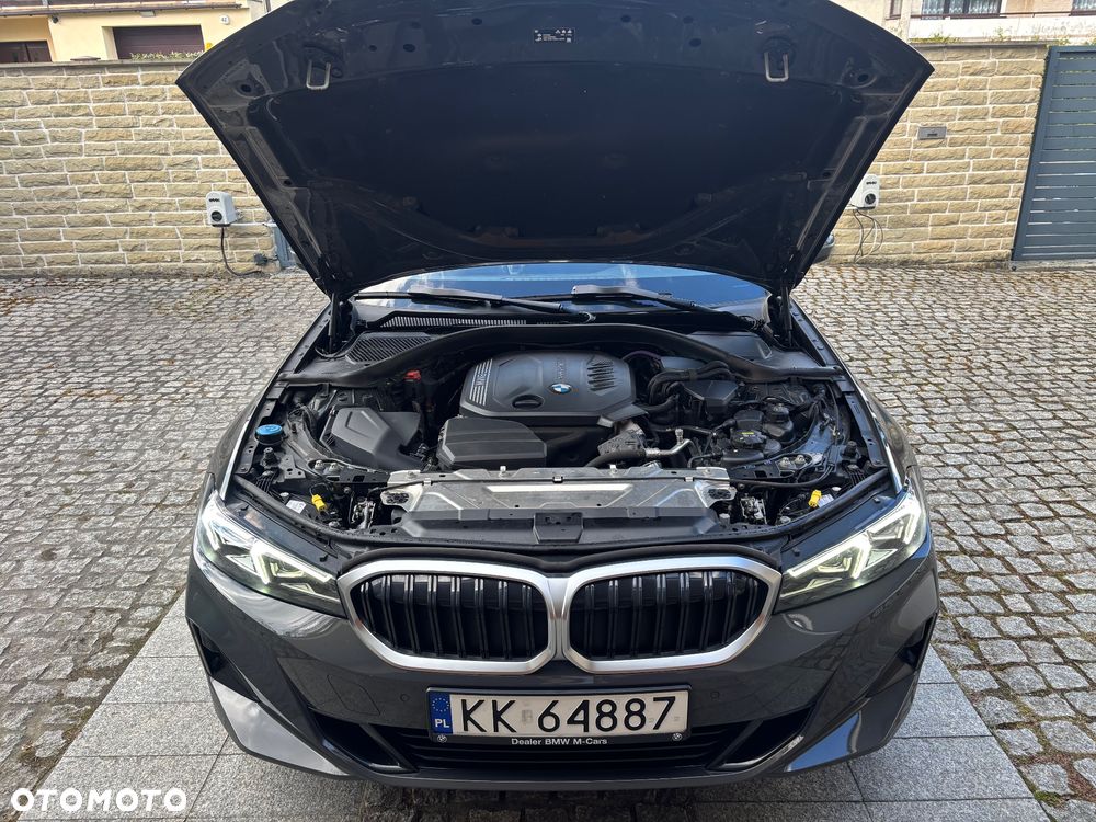 BMW Seria 3 320d - 25