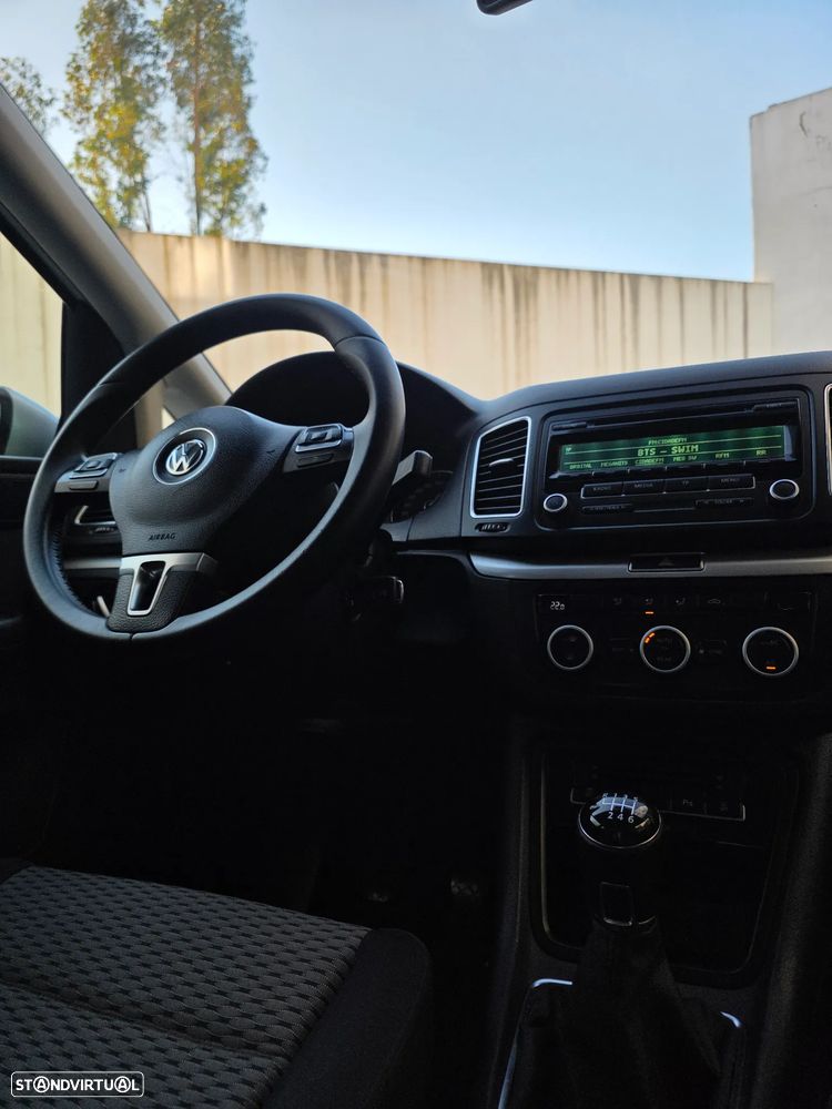 VW Sharan 2.0 TDI Confortline - 39
