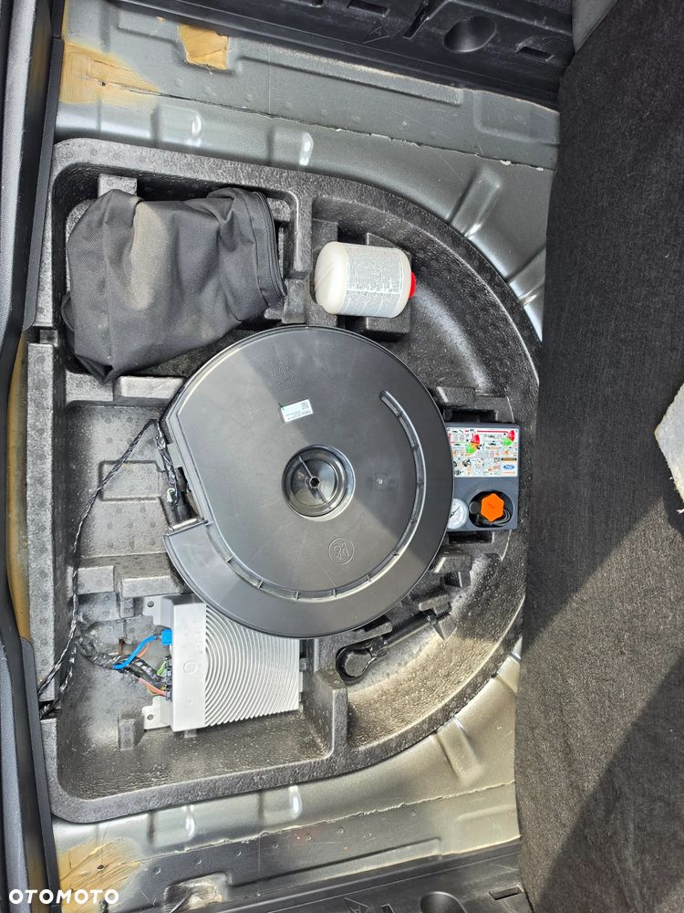 Ford Focus 2.3 EcoBoost ST-2 - 40