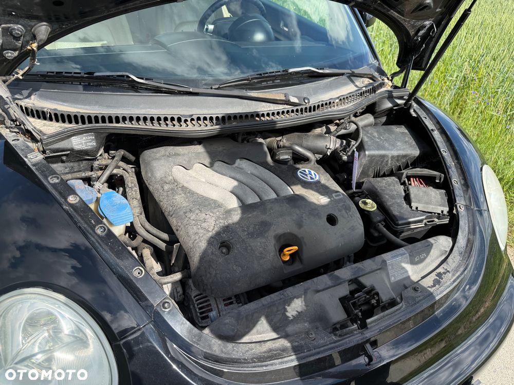 Volkswagen New Beetle 2.0 - 12