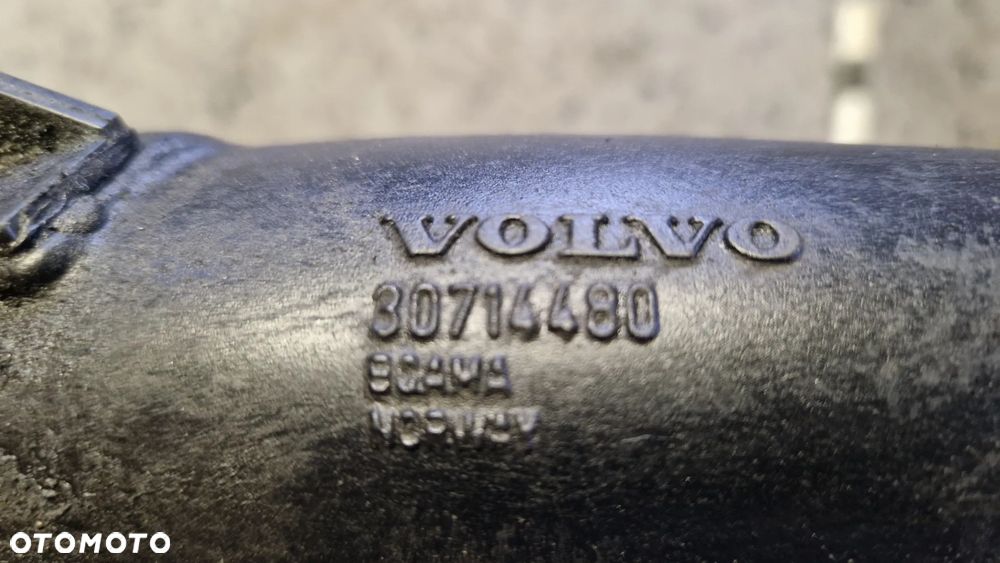 VOLVO XC90 2.4 D5 PRZEWÓD INTERCOOLERA 30714480 - 3