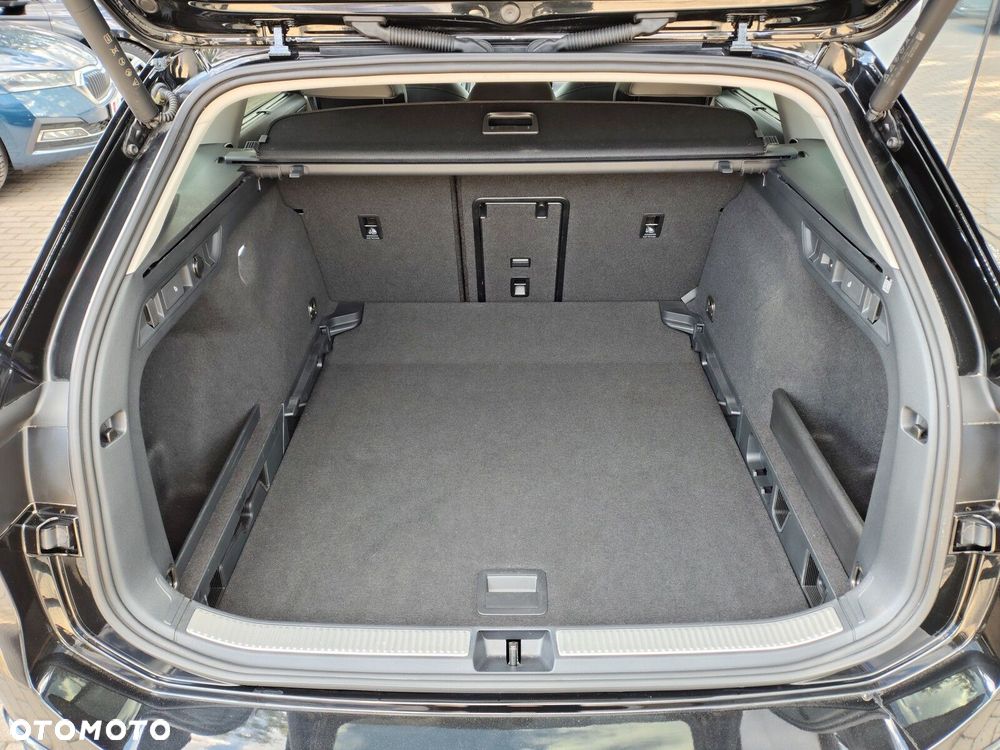 Volkswagen Passat - 37