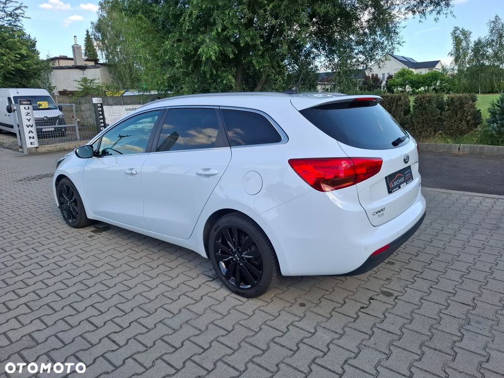 Kia Ceed - 26