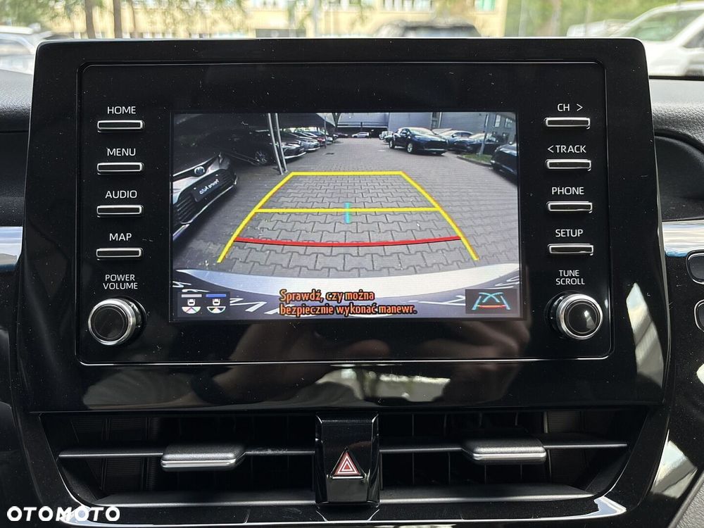Toyota Camry 2.5 Hybrid Comfort CVT - 25