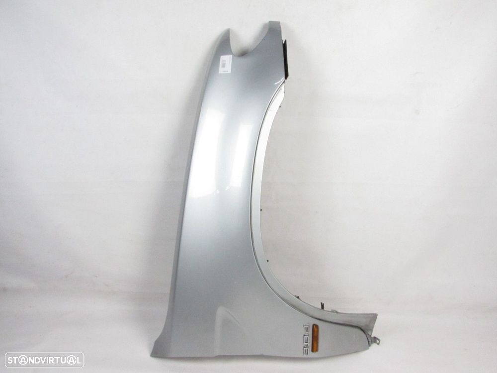 Guarda-lamas Direito Seminovo/ Original BMW X5 (E53) 41357000386 - 1