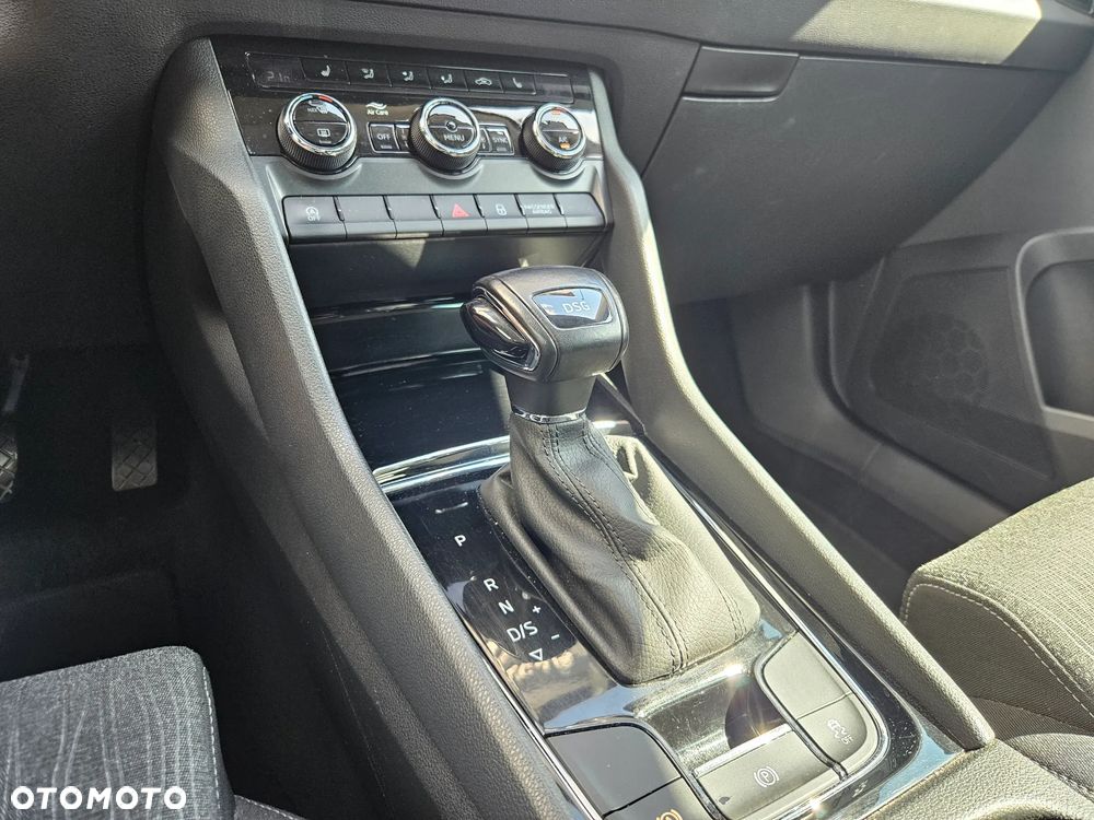 Skoda Karoq 1.6 TDI SCR DSG Style - 15