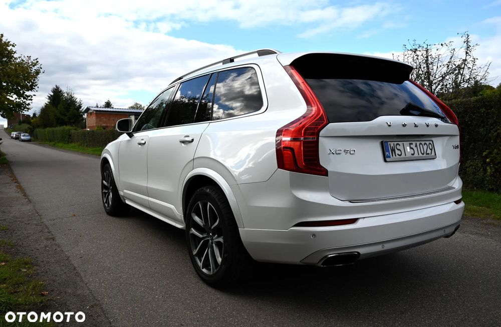 Volvo XC 90 - 16
