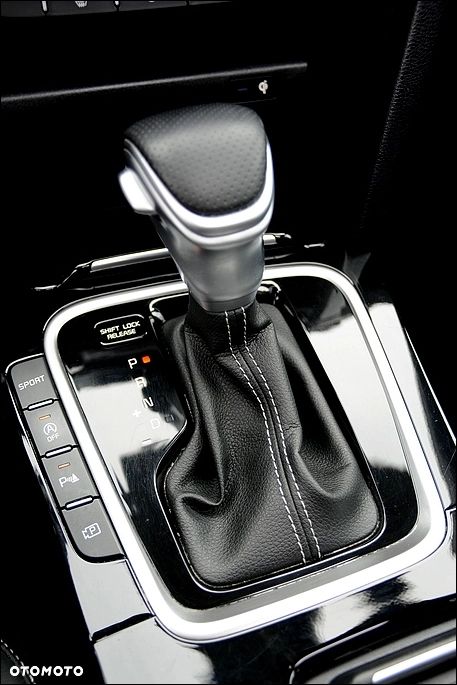 Kia ProCeed 1.5 T-GDI DCT7 OPF GT LINE - 32