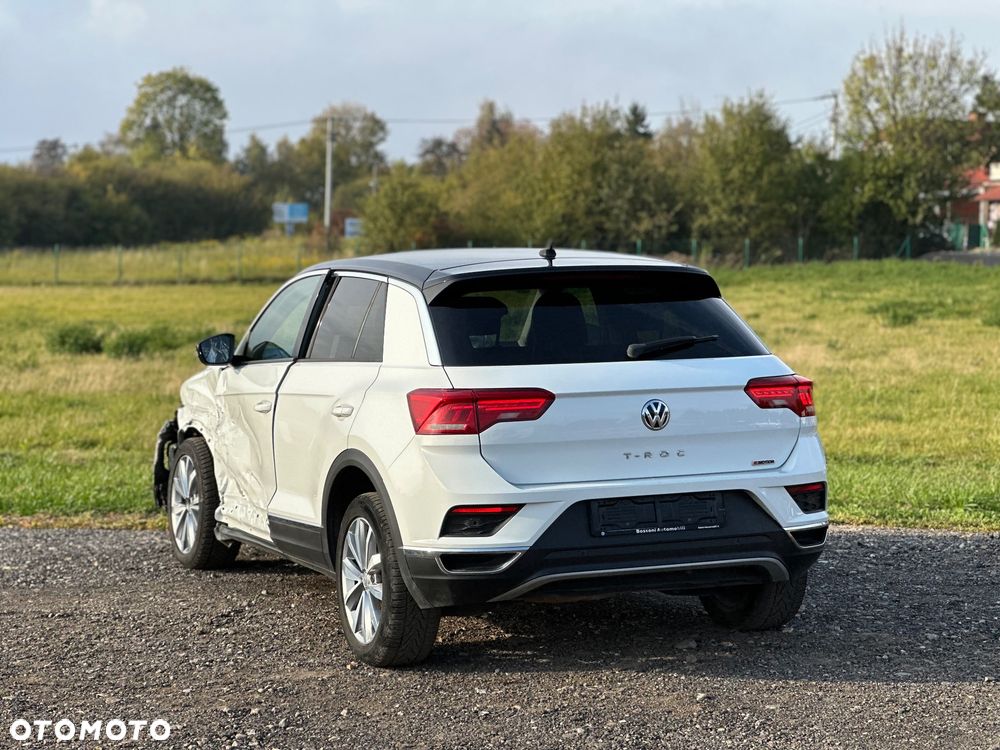 Volkswagen T-Roc - 11
