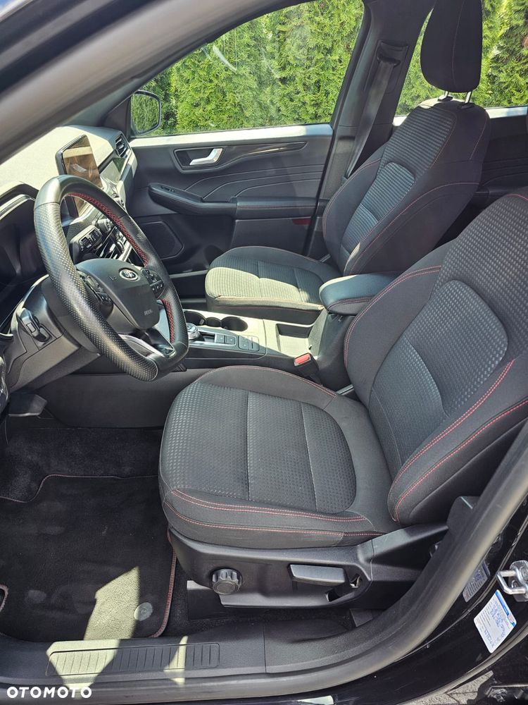 Ford Kuga 2.5 FHEV FWD ST-Line - 13