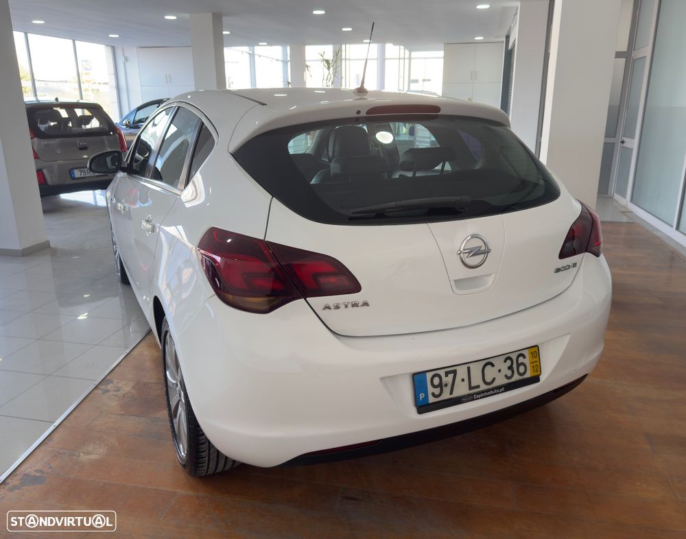 Opel Astra 1.3 CDTi Cosmo - 2