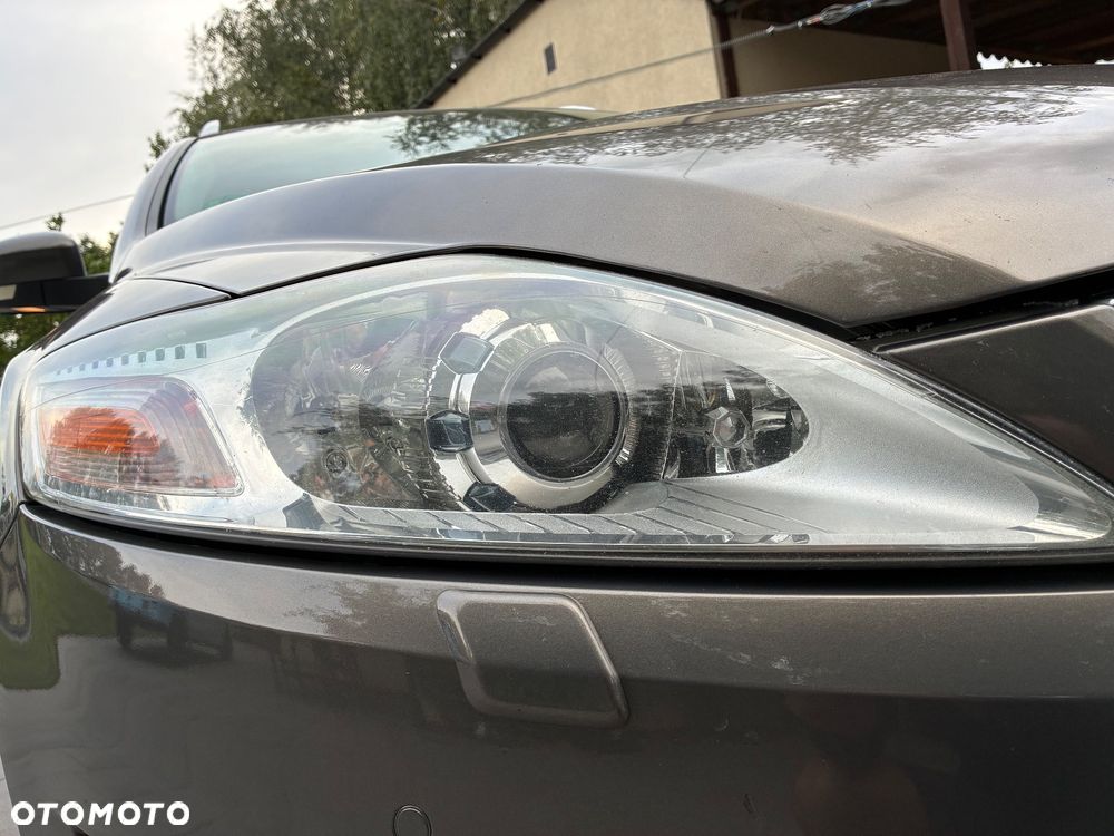 Ford Mondeo - 31