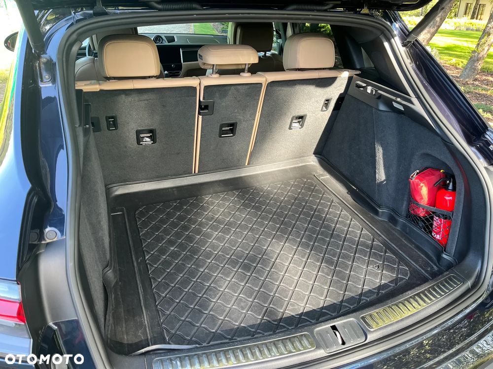 Porsche Macan Standard - 30