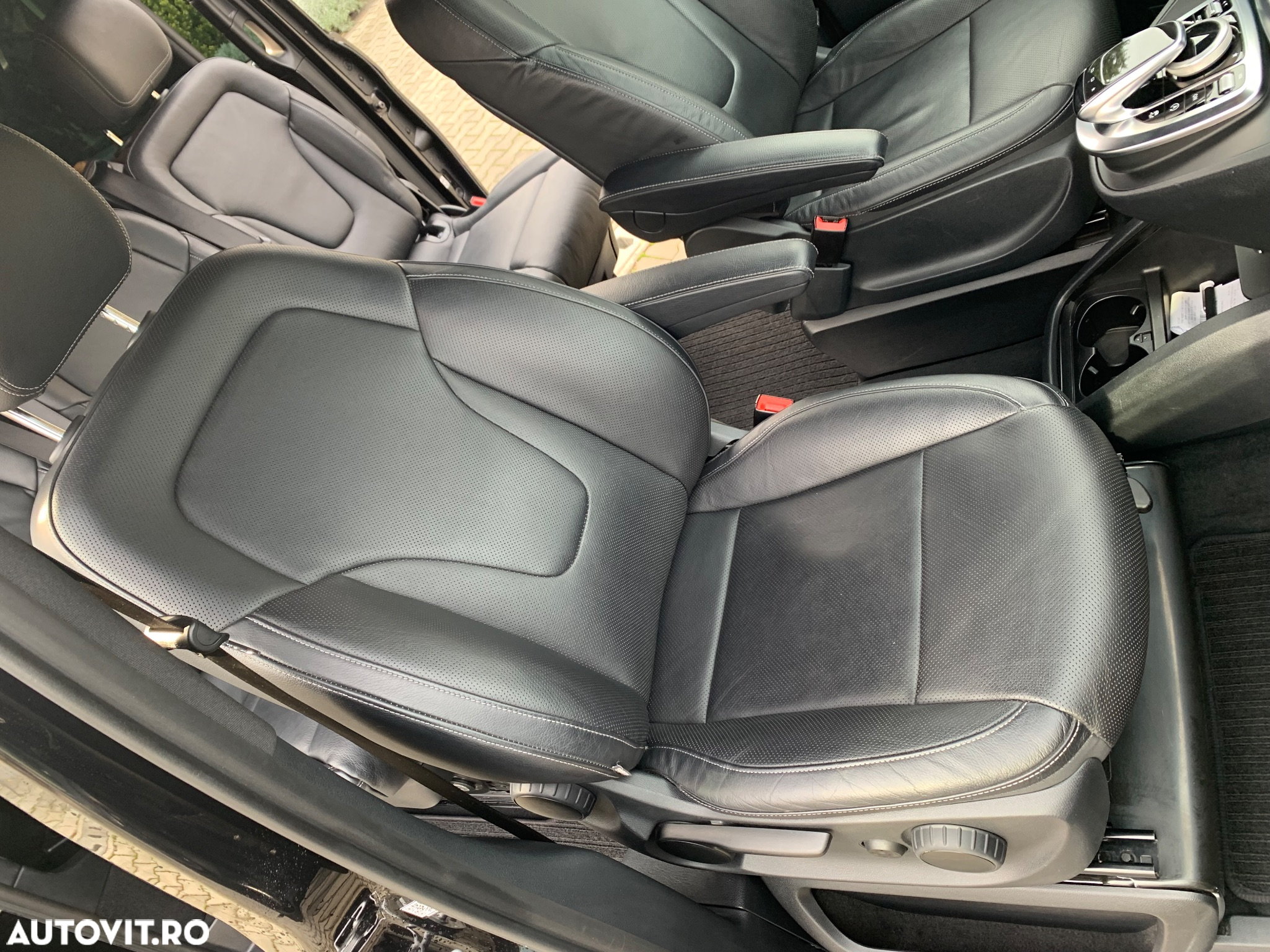 Mercedes-Benz V 250 (BlueTEC) d extralang 7G-TRONIC Avantgarde Edition - 17