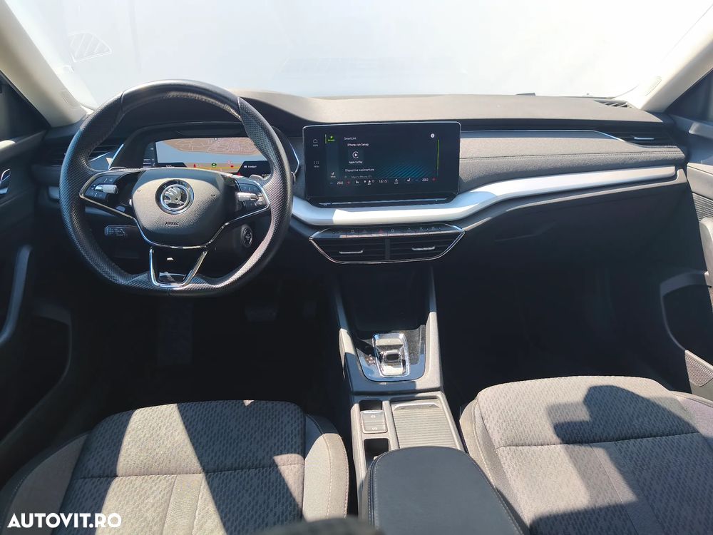 Skoda Octavia Combi 2.0 TDI DSG Style - 28