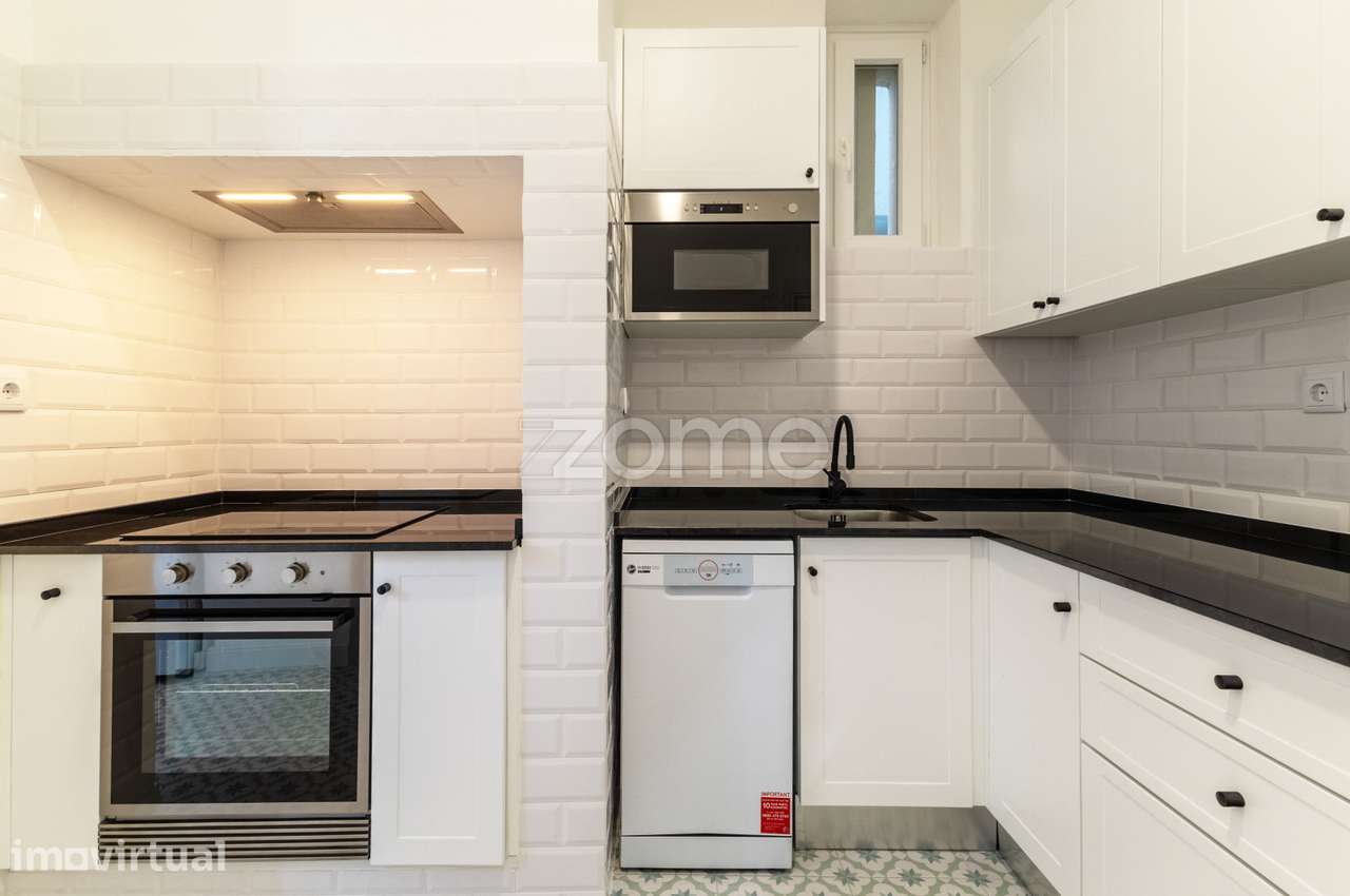 Apartamento T1+1 Renovado em São Bento, Junto ao ISEG, Lisboa - Grande imagem: 2/23