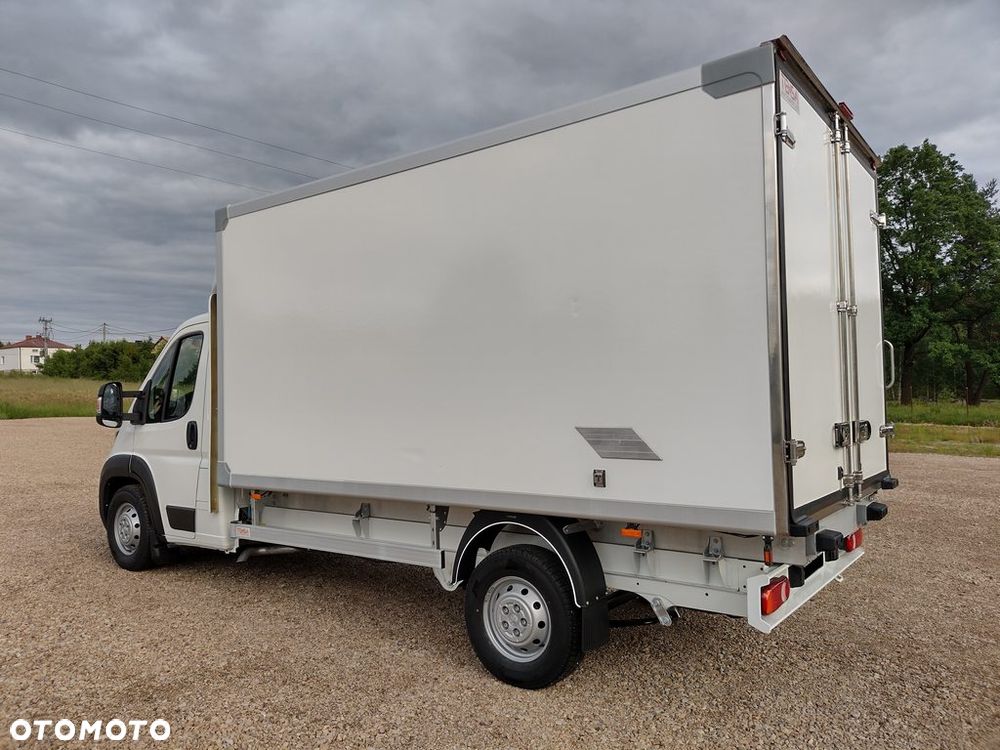 Peugeot Boxer Chlodnia Izoterma 8 Palet - 11