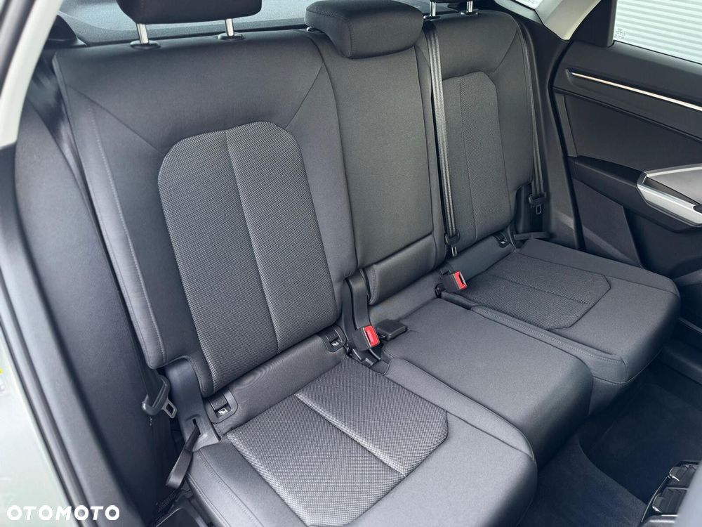 Audi Q3 Sportback - 31