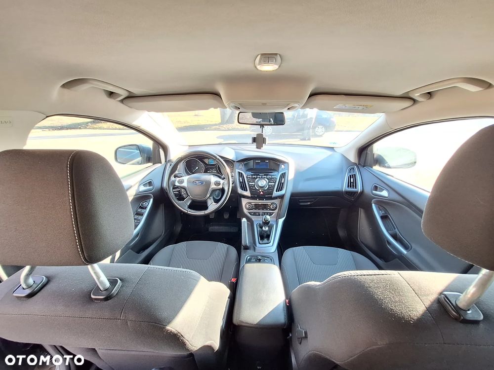Ford Focus 1.0 EcoBoost Titanium - 23