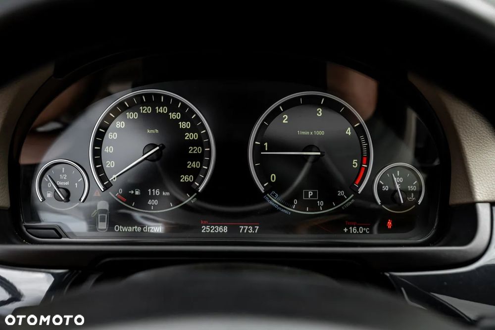 BMW Seria 5 - 27