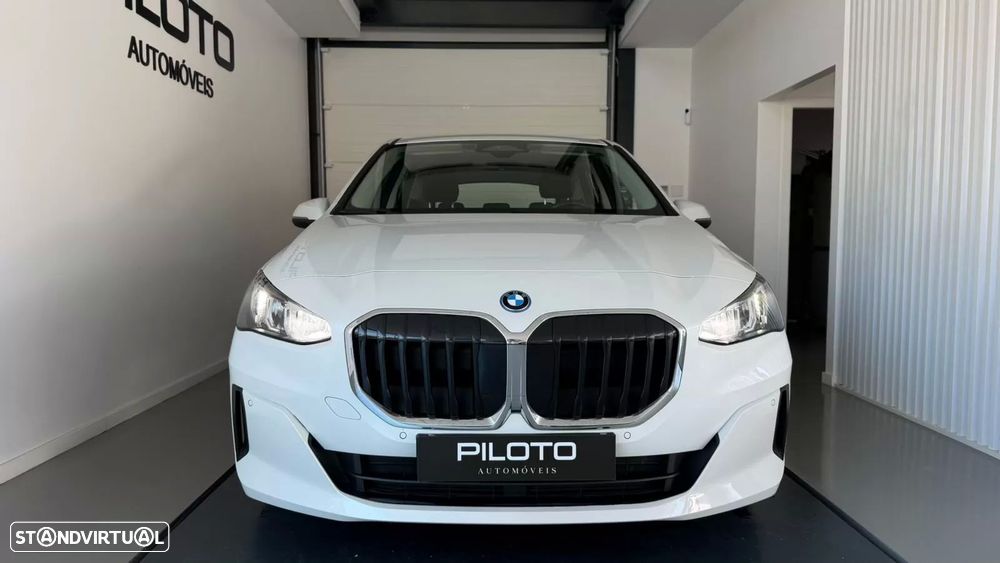 BMW 225xe Active Tourer e xDrive - 4