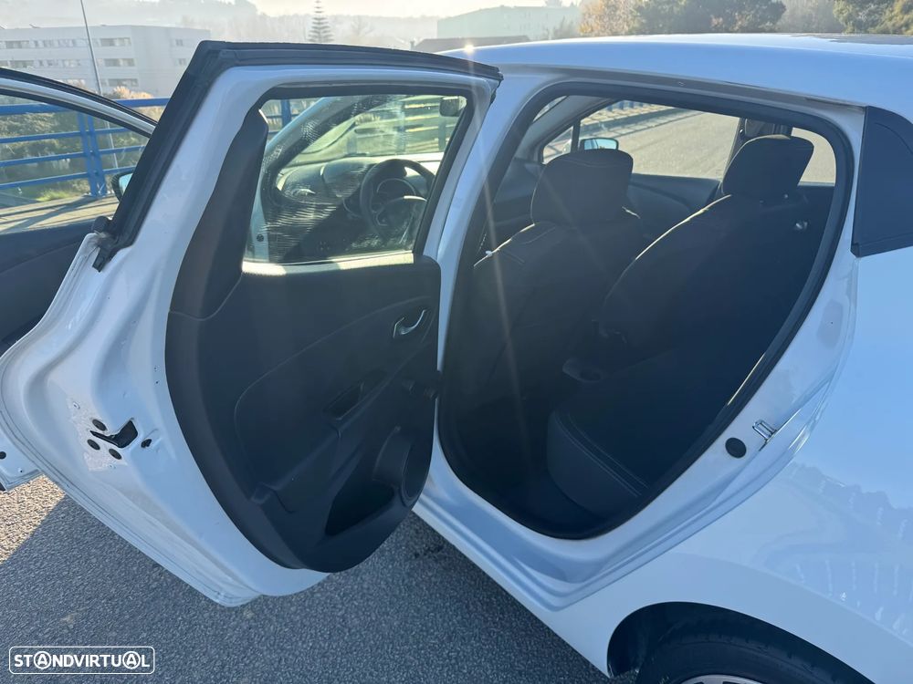 Renault Clio dCi 75 Stop & Start Life - 18