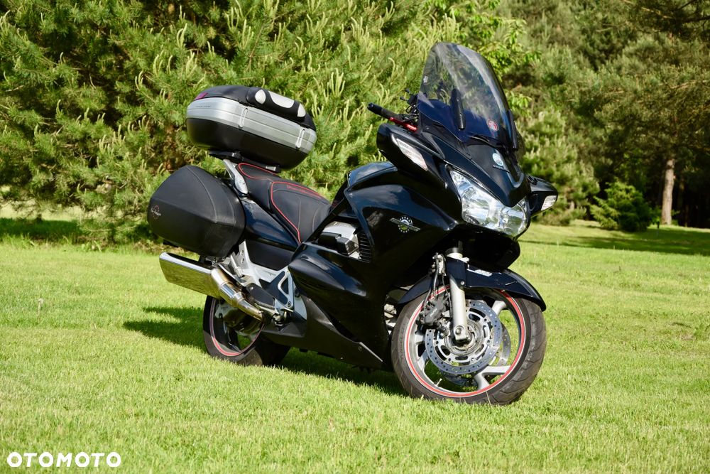 Honda ST - 1