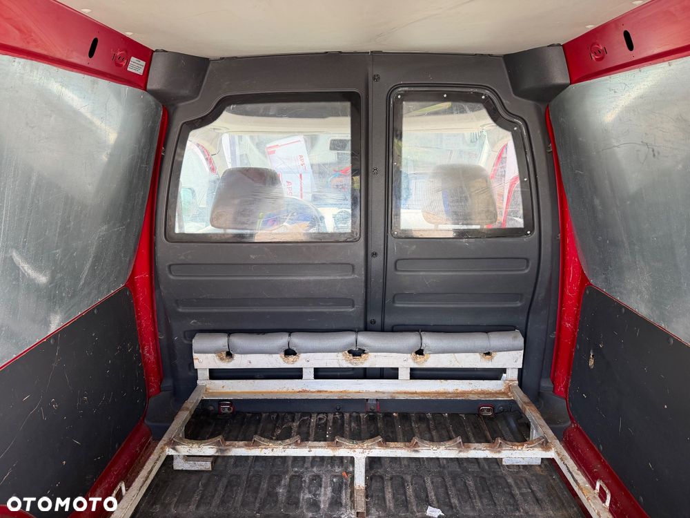 Volkswagen Caddy - 8