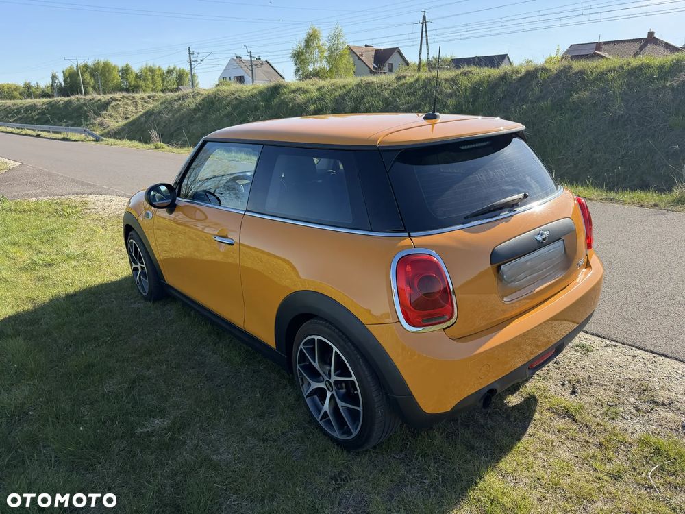 MINI ONE First - 10