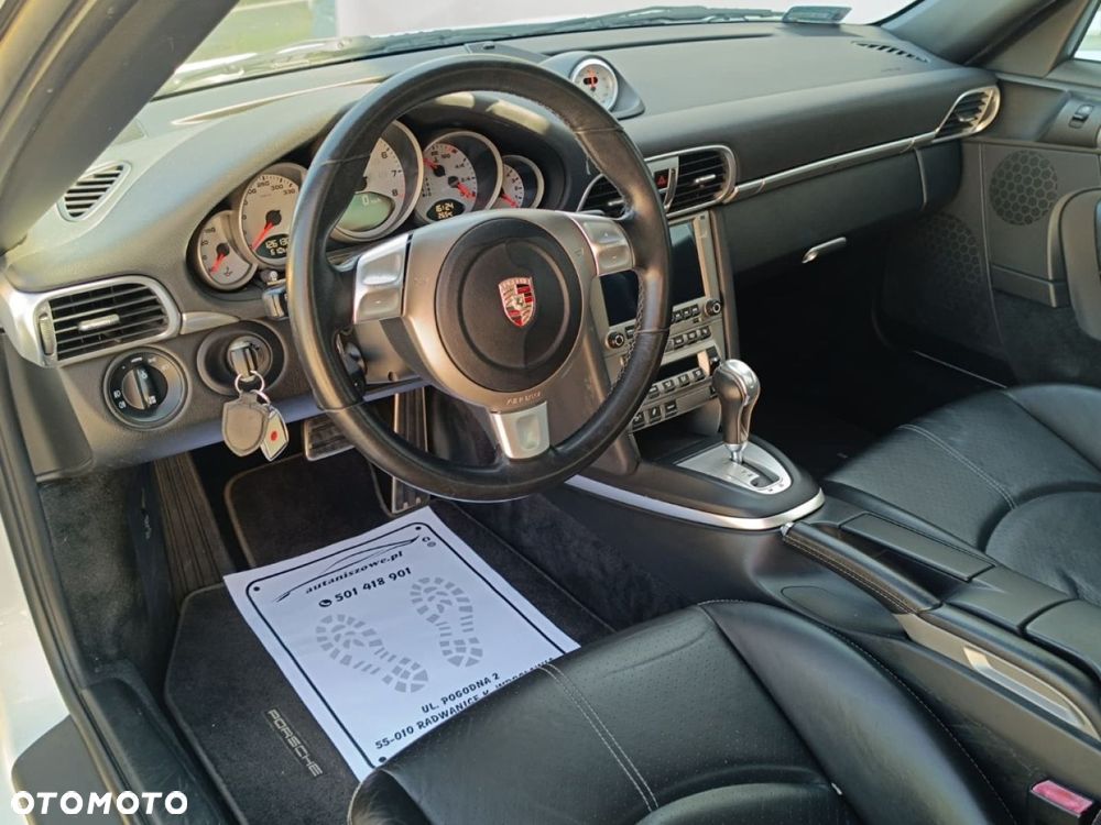 Porsche 911 - 20
