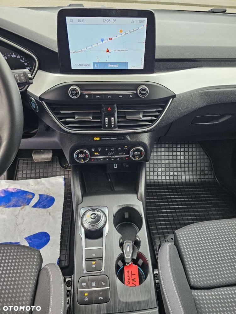 Ford Focus - 26
