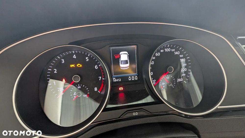 Volkswagen Passat 1.8 TSI BMT Comfortline - 4