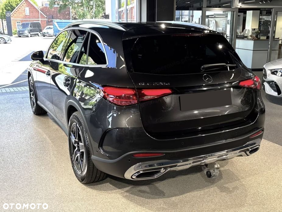 Mercedes-Benz GLC - 5