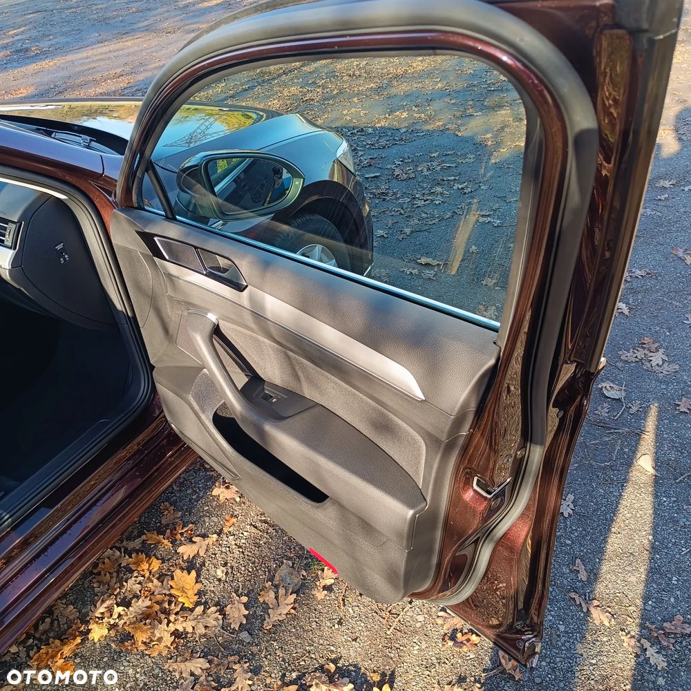 Volkswagen Passat 2.0 TDI BMT 4Mot Highline - 10